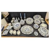 Retired Blue Danube Blue Onion Porcelain Dinnerwar
