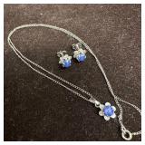 Star Sapphire Blue Cabochon Floral Motif 14K Gold