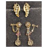 Vintage Coro Faux Pearls And Crystal Dangle Gold T