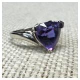 14k White Gold 2.5 Ct Amethyst Ring
