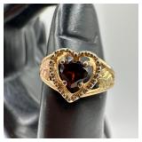 10K Gold Heart Shaped Red Garnet Leaf Motif Ring W