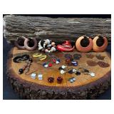 16pc Colorful Collection of 70s Mixed Jewelry