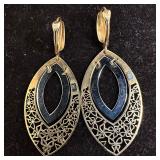 Two Tone Filigree Teardrop Dangle Earrings M75