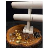 12pc Golden and Noir Mixed Costume Jewelry Lot