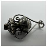 Etruscan Victorian Style Coral Cabochon Silver 800