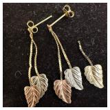 10K and 14K Gold Leaves Dangle Earrings Broken Lea