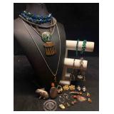 21pc Earth Tones and Mixed Metals Woodland Whisper