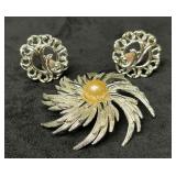 Signed Vintage Large Sarah Coventry Silver Tone Fa