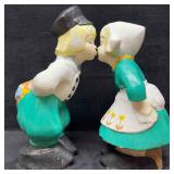 Dutch Boy and Girl Kissing Solid Concrete Garden Y