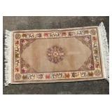 3'x5' Oriental Rug in Tan