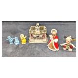 Christmas Disney Mickey And Christmas Figurines
