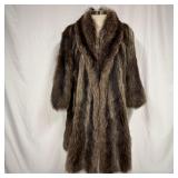 Vertical Pelage Pattern Raccoon Fur Coat Silver Gr