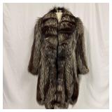 Silver Tone Gray Fox Fur Coat Volume Collar Style