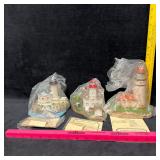Three Harbour Lights Oregon Lighthouse Figurines Y