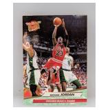 1992-93 Fleer Ultra #27 Michael Jordan