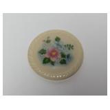 Vtg Avon Floral Medallion Brooch Vtg Avon Floral Medallion Brooch