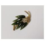 Vtg Green Stone Botanical Brooch Vtg Green Stone Botanical Brooch