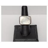 .925 Sterling Mother of Pearl Ring Sz 7.5 .925 Sterling Mother of Pearl Ring Sz 7.5