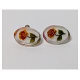 Vintage Floral Resin Screw Back Earrings Vintage Floral Resin Screw Back Earrings