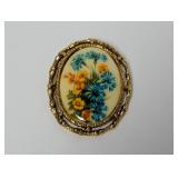 Vtg Ornate Romantic Bouquet Motif Brooch Vtg Ornate Romantic Bouquet Motif Brooch