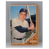 1962 Topps Baseball Yogi Berra HOF Yankees Creases