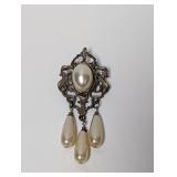 Vtg Faux Pearl Dangle Brooch