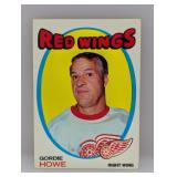 1971/72 Topps Hockey Geordie Howe HOF 70 Stains