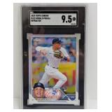 2023 Oswaldo Peraza Topps Chrome Ref RC SGC 9.5