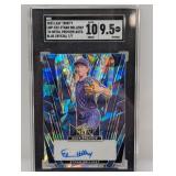 2023 Leaf Trinity Holliday Auto 7/7 SGC 10/9. 5