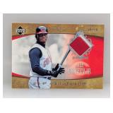 35/50 2005 UD MLB Artifacts Ken Griffey Jr Relic