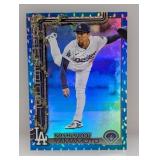 2025 Topps Holiday Blue Lights SP Yamamoto H159