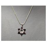 18" .925 Sterl Chain w/Red Star Pendant