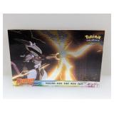 1999 Topps Pokemon Trying Out the New Toy Foil #7