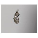 .925 Sterl Vtg Praying Figure Pendant