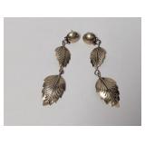 .925 Sterl Dangling Leaves Earrings