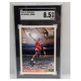 1992-93 Upper Deck #23 Michael Jordan SGC 8.5