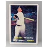 422/1000 1996 Topps Porcelain Mickey Mantle #95