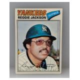 1977 Topps Reggie Jackson #10 Edges