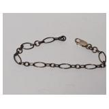 7.5" .925 Sterling Figure 8 Chain Bracelet