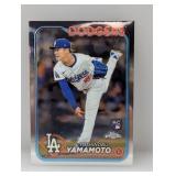 2024 Topps Chrome Yoshinobu Yamamoto Rookie #18