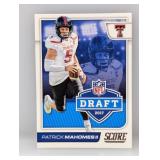 2017 Panini #2 Patrick Mahomes ll (RC)