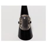 .925 Sterl Grey Center Stone Ring w/Leaf Detail