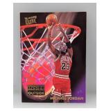 1994 Fleer Michael Jordan #4 Inside Outside Edge