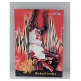1995-96 NBA Hoops Michael Jordan Earth Shakers 358