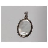 .925 Sterl Large Oval Mother of Pearl Pendant