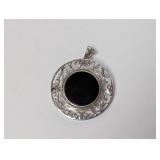 .925 Sterl Ornate Onyx Reversible Pendant