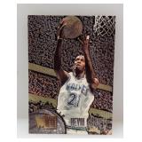 1995-96 Fleer Metal Kevin Garnett RC #167