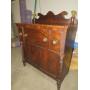 BEAUTIFUL 3 DRAWER 2 DOOR MAHOGANY BUFFET SERVER