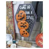 METAL STAND UP HALLOWEEN SIGN