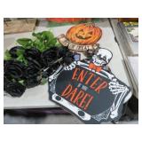 (2) HALLOWEEN SIGNS & BLACK ROSES